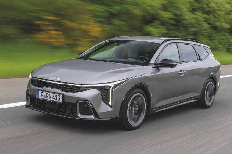 kia-k4-gtline-steel-grey-dynamic-digital-1920x1080-01