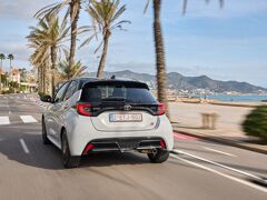 Toyota Yaris hev active 85kW cvt aut 2024 – afbeelding 3 van 17