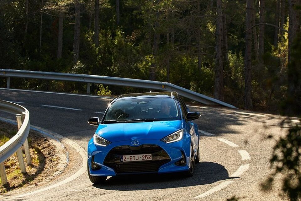 Toyota Yaris hev active 85kW cvt aut 2024 – afbeelding 8 van 17