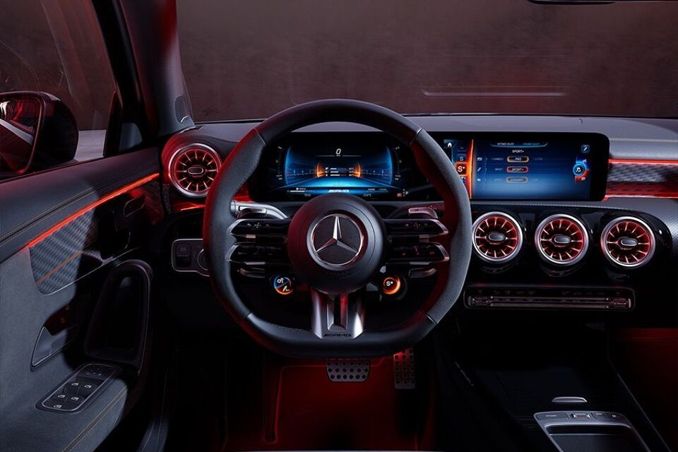 Mercedes A-klasse mhev star edition 110kW 7g-dct aut 2024 – afbeelding 4 van 16