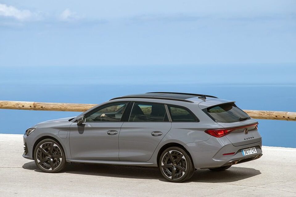 Cupra Leon Sportstourer phev essential limited 150kW 6-dsg aut 2024 – afbeelding 17 van 21