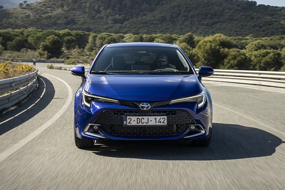 Toyota Corolla hev active 103kW aut 2024 – afbeelding 5 van 6