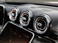 Mercedes C-klasse phev amg line 230kW 9g-tronic aut 2024 – afbeelding 10 van 12