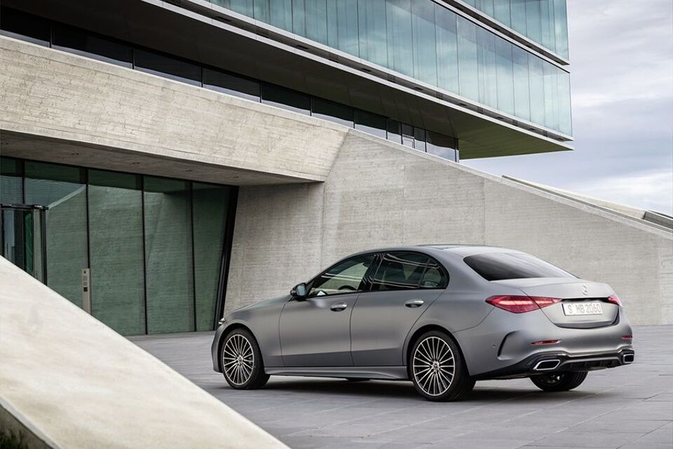 Mercedes C-klasse phev amg line 230kW 9g-tronic aut 2024 – afbeelding 11 van 12