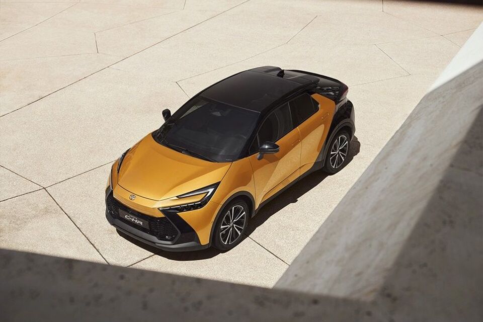 Toyota C-HR hev active 103kW cvt aut 2024 – afbeelding 6 van 9