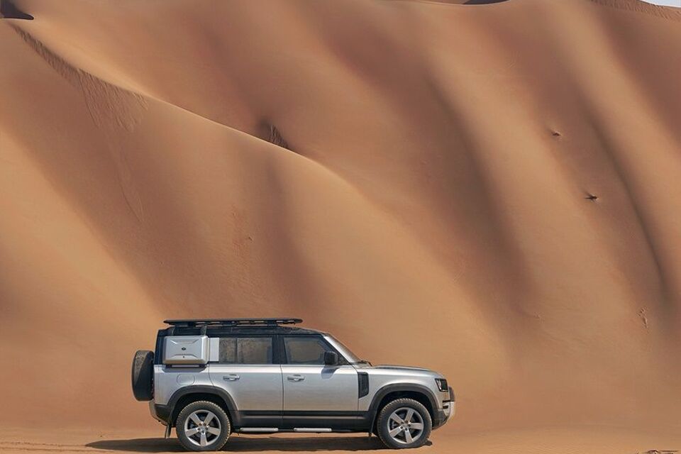 Land Rover Defender 110 phev se 5p awd 297kW aut 2024 – afbeelding 14 van 20