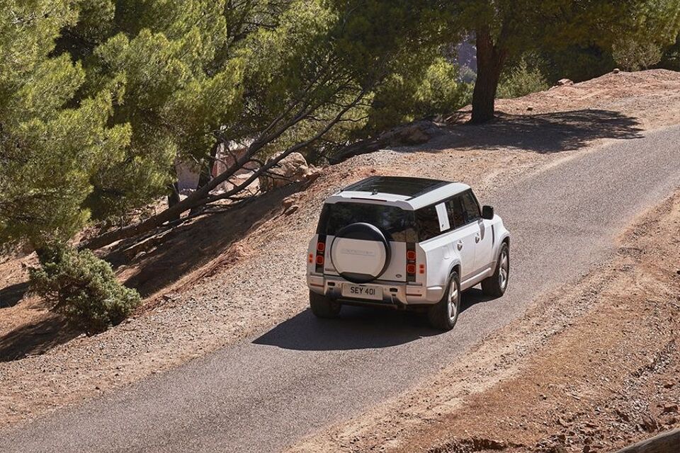 Land Rover Defender 130 mhev x-dynamic se 5p awd 294kW aut 2024 – afbeelding 20 van 24