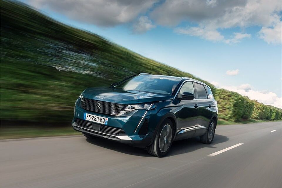 Peugeot 5008 pure tech active pack business 96kW 2024 – afbeelding 4 van 18