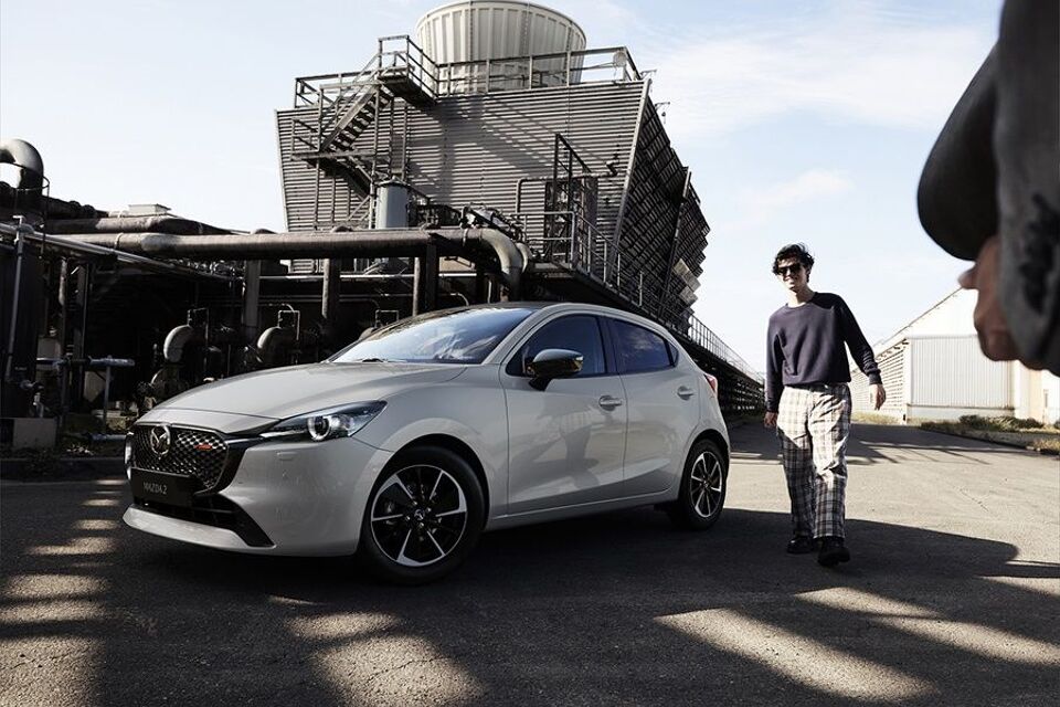 Mazda 2 mhev e-skyactiv-g centre-line 66kW 2024 – afbeelding 3 van 7
