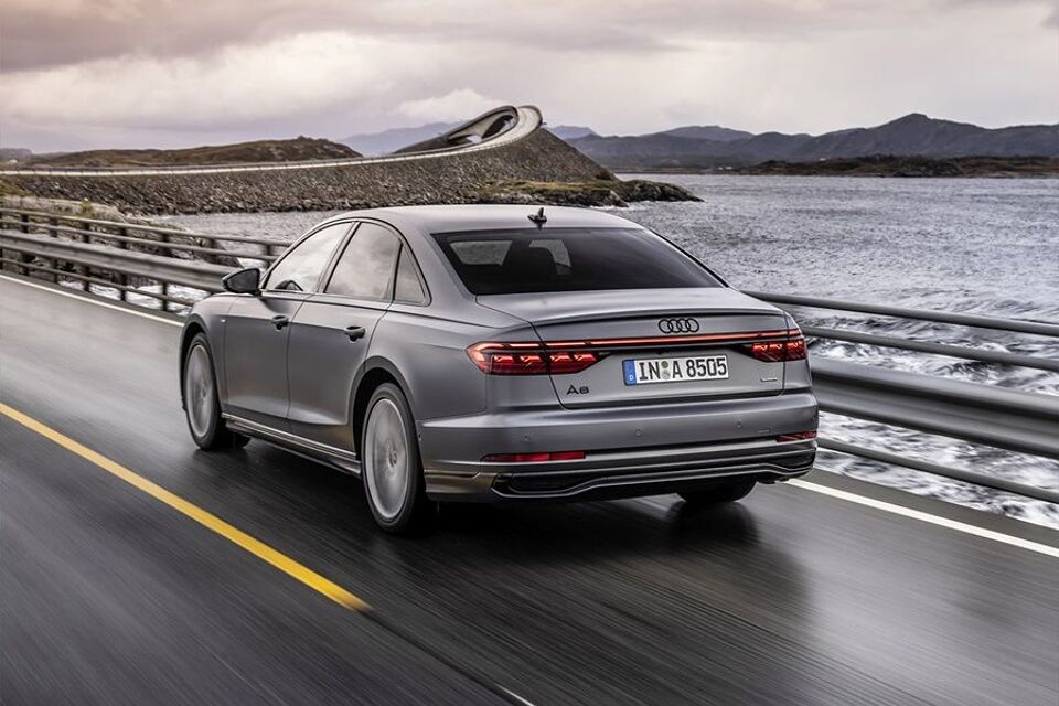 Audi A8 phev quattro 340kW tt aut 2024 – afbeelding 3 van 16