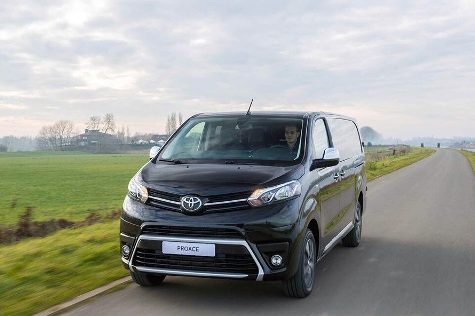 Toyota ProAce dc live 106kW 2024 – afbeelding 2 van 13