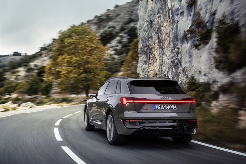 Audi Q8 e-tron ev 50 advanced edition quattro 250kW aut 2024 – afbeelding 23 van 30