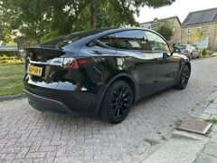 Tesla Model Y ev rwd aut 2024 – afbeelding 4 van 10